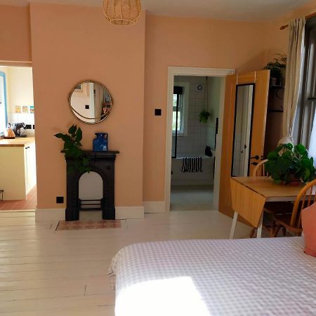 Alexandra Retreat Apartment เฮสติงส์ ภายนอก รูปภาพ